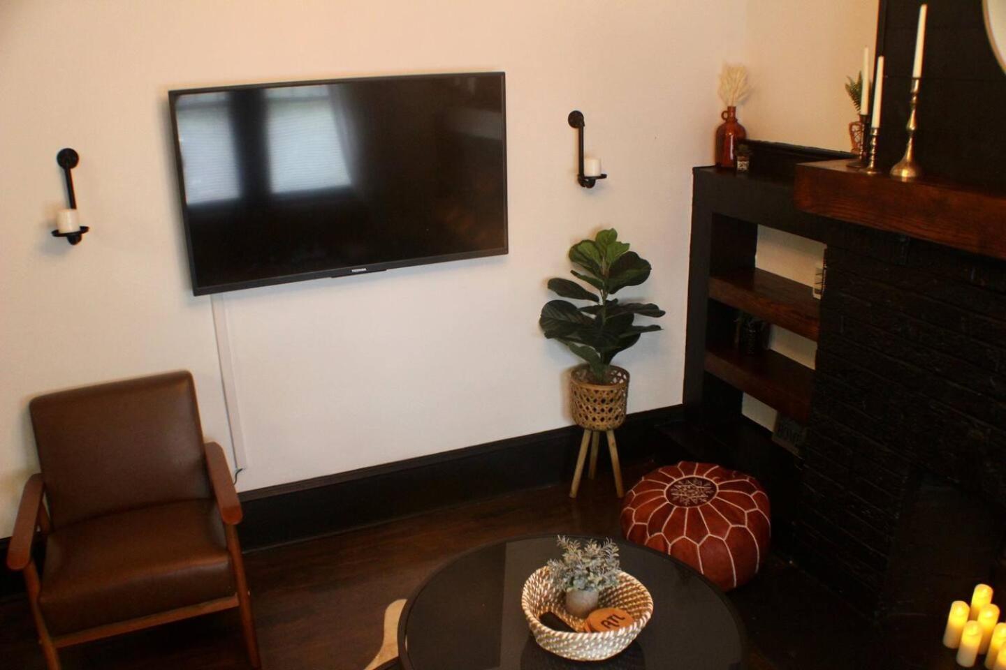 Вилла Cozy Atl Getaway - 5 Min From Airport & Downtown Атланта Экстерьер фото