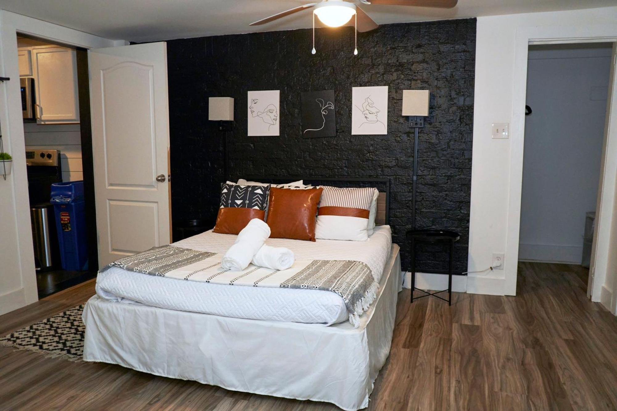 Вилла Cozy Atl Getaway - 5 Min From Airport & Downtown Атланта Экстерьер фото